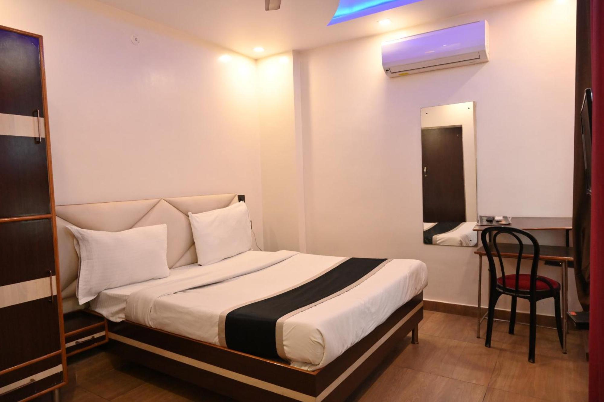 Hotel Riddhi Regency Lucknow Exterior photo