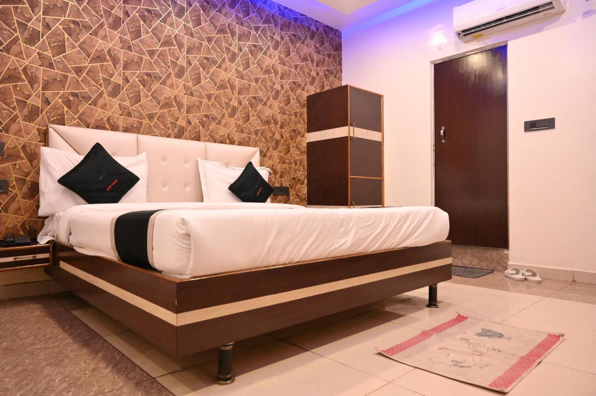 Hotel Riddhi Regency Lucknow Exterior photo